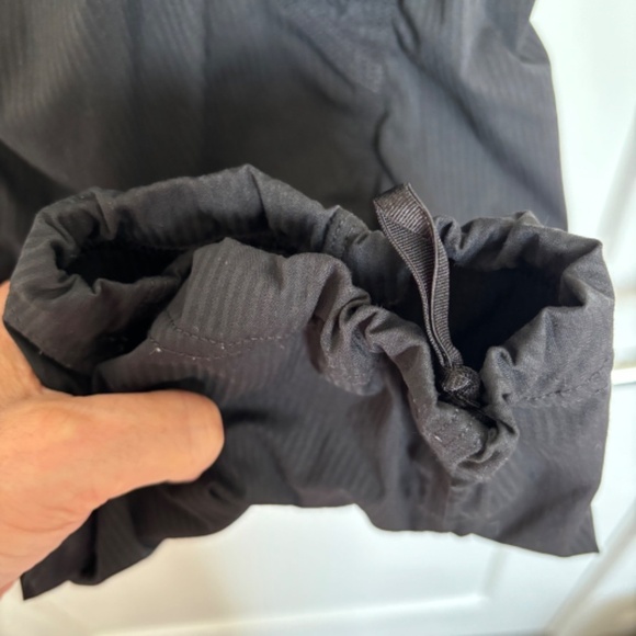 Lululemon Studio Crop Size 2 Black - Picture 14 of 15